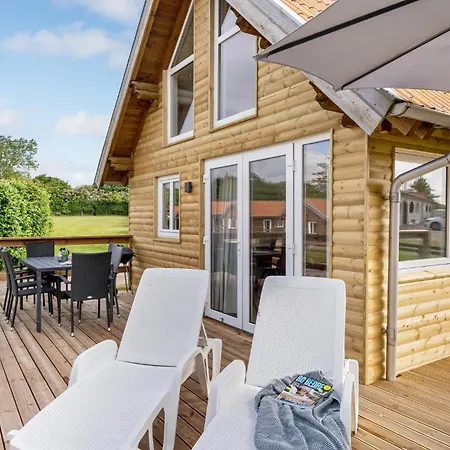 Σπίτι διακοπών 2 Bedroom Beautiful In *
