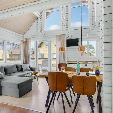 Σπίτι διακοπών 2 Bedroom Beautiful In *